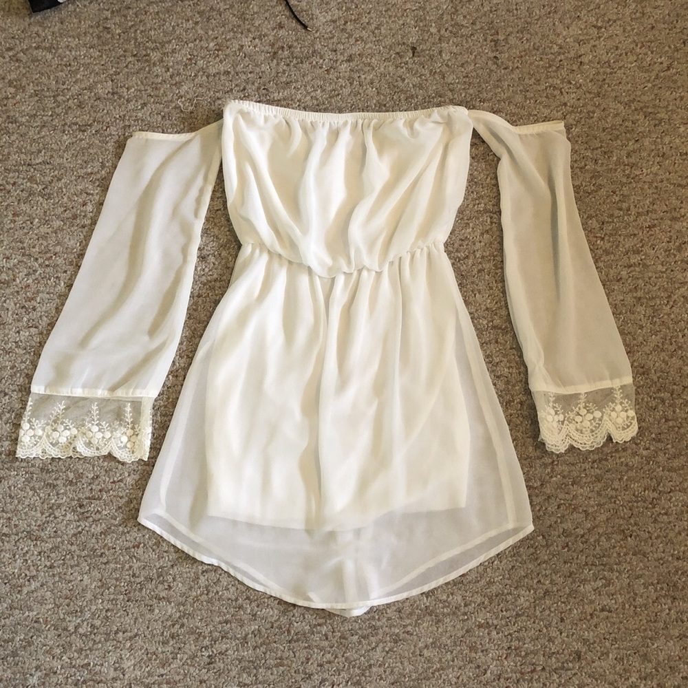 White Strapless dress